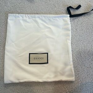 Gucci dust bag